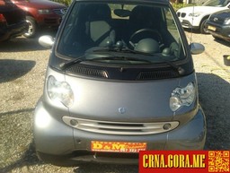 Prodajem auto: Smart - ForTwo 700benz 2006 godište, Podgorica - Vozila - Crna Gora