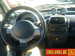 Prodajem auto: Smart - ForTwo 700benz 2006 godište, Podgorica - Vozila - Crna Gora