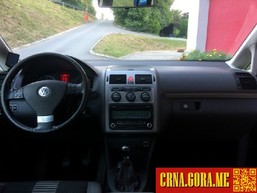 Prodajem auto: Volkswagen - Touran 2.0 TDI 2008 godište, Berane - Vozila - Crna Gora