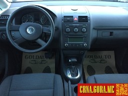 Prodajem auto: Volkswagen - Touran 1.9 TDI dsg 2006 godište, Podgorica - Vozila - Crna Gora