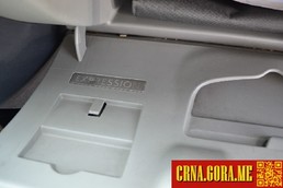 Prodajem auto: Renault - Clio 1,5 DCI EXPRESSI 2001 godište, Nikšić - Vozila - Crna Gora