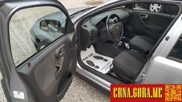 Prodajem auto: Opel - Corsa 1.2 ecxlusive 2004 godište, Podgorica - Vozila - Crna Gora