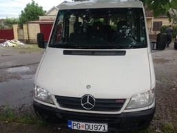 Prodaje se putnicki kombi Mercedes - Vozila - Crna Gora