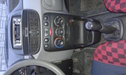 prodajem fiat punto 1.9 JTD - Vozila - Crna Gora