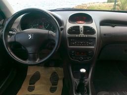 PEUGEOT 206 2.0 HDI - Vozila - Crna Gora