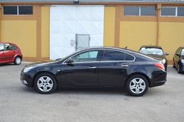 OPEL INSIGNIA - Vozila - Crna Gora