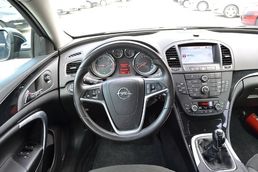 OPEL INSIGNIA - Vozila - Crna Gora