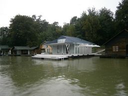 Izrada modernog tipskog splava od 130m2 - Vozila - Crna Gora