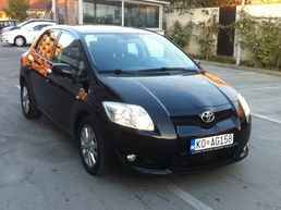 Prodajem: Toyota - Auris 2.0 D-4D - Vozila - Crna Gora