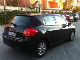 Prodajem: Toyota - Auris 2.0 D-4D - Vozila - Crna Gora