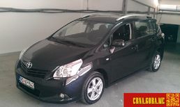 Prodajem auto: Toyota - Verso 2.0 D-4D 2011 godište, Podgorica - Vozila - Crna Gora