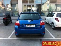 Prodajem auto: Toyota - Auris 2.0 D-4D 2010 godište, Podgorica - Vozila - Crna Gora