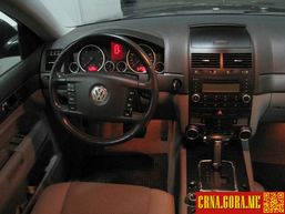 Prodajem auto: Volkswagen - Touareg 2,5tdi 2008 godište, Podgorica - Vozila - Crna Gora