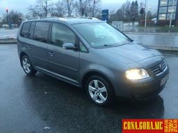 Prodajem auto: Volkswagen - Touran tdi dsg highline 2005 godište, Berane - Vozila - Crna Gora