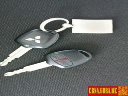 Prodajem auto: Mitsubishi - Pajero 3.2 DID 2009 godište, Podgorica - Vozila - Crna Gora