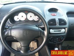 Prodajem auto: Peugeot - 206 benz 2005 godište, Cetinje - Vozila - Crna Gora