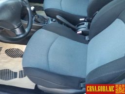 Prodajem auto: Peugeot - 206 benz 2005 godište, Cetinje - Vozila - Crna Gora