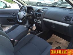 Prodajem auto: Renault - Clio 1.2 16 v 2003 godište, Podgorica - Vozila - Crna Gora