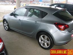 Prodajem auto: Opel - Astra 2,0 CDTI 2011 godište, Cetinje - Vozila - Crna Gora