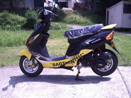Skuteri Baotian, 49cc, 2012g. - Vozila - Crna Gora