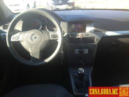 Prodajem auto: Opel - Astra 1,7cdti 2004 godište, Podgorica - Vozila - Crna Gora