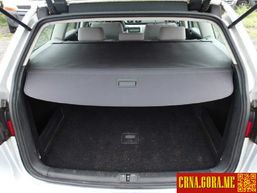 Prodajem auto: Volkswagen - Passat 1,6tdi 2010 godište, Podgorica - Vozila - Crna Gora