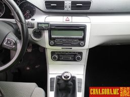 Prodajem auto: Volkswagen - Passat 1,6tdi 2010 godište, Podgorica - Vozila - Crna Gora