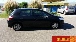 Prodajem auto: Toyota - Auris  2010 godište, Podgorica - Vozila - Crna Gora