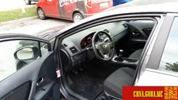 Prodajem auto: Toyota - Avensis  2010 godište, Podgorica - Vozila - Crna Gora