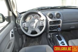 Prodajem auto: Jeep - Cherokee 2.8 CRD 2005 godište, Podgorica - Vozila - Crna Gora
