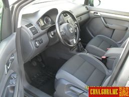 Prodajem auto: Volkswagen - Touran tdi 2011 godište, Podgorica - Vozila - Crna Gora