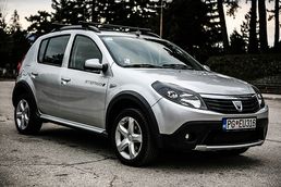 Prodajem Dacia - Sandero STEPWAY 1.5 dci - Vozila - Crna Gora