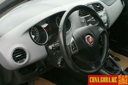 Prodajem auto: Fiat - Bravo MJTD 2012 godište, Cetinje - Vozila - Crna Gora