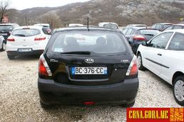 Prodajem auto: Kia - Rio CRDI 2006 godište, Cetinje - Vozila - Crna Gora