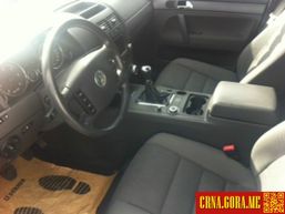 Prodajem auto: Volkswagen - Touareg 2,5tdi 2004 godište, Podgorica - Vozila - Crna Gora