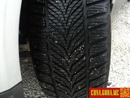 Prodajem auto: Volkswagen - Passat TDI 2002 godište, Cetinje - Vozila - Crna Gora