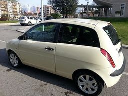 Prodajem ili mjenjam Lancia Ypsilon 2006 - Vozila - Crna Gora
