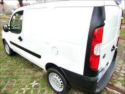FIAT DOBLO 1.3 MJT 2009 CARGO - Vozila - Crna Gora