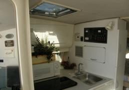 Prodajem gliser Rinker 300, sa prikolicom - Vozila - Crna Gora