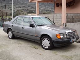 Mercedes Benz 124/200E 1990 god. Bar - Vozila - Crna Gora