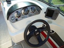 2007 SEA RAY 205 SPORT SA PRIKOLICOM - Vozila - Crna Gora