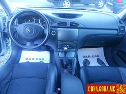 Prodajem auto: Renault - Laguna 1.9 dci autentiq 2003 godište, Podgorica - Vozila - Crna Gora