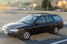 Ford - Mondeo u djelovima. Motor odličan!!! - Vozila - Crna Gora