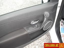 Prodajem auto: Renault - Clio dci AUTOMATIK 2010 godište, Podgorica - Vozila - Crna Gora