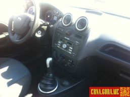 Prodajem auto: Ford - Fiesta 1,4tdci 2006 godište, Podgorica - Vozila - Crna Gora