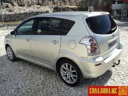 Prodajem auto: Toyota - Corolla Verso 2.2  D-4D 2006 godište, Cetinje - Vozila - Crna Gora