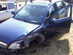 opel vectra c 2003. 2.0 dti havarisan - Vozila - Crna Gora