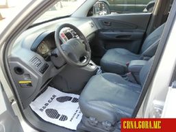 Prodajem auto: Hyundai - Tucson AUTOMATIK 2006 godište, Podgorica - Vozila - Crna Gora