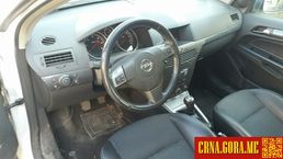 Prodajem auto: Opel - Astra 1,3tdci 2007 godište, Podgorica - Vozila - Crna Gora