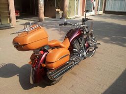 2008 Chopper-Cruiser,Victory king pin Tour - Vozila - Crna Gora